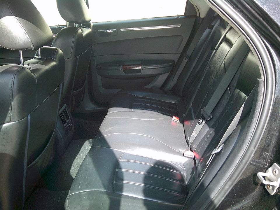 Chrysler 300C 3,0 CRD aut. 4d