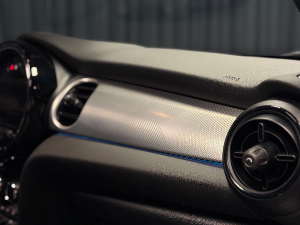 MINI Cooper SE Yours Trim 3d