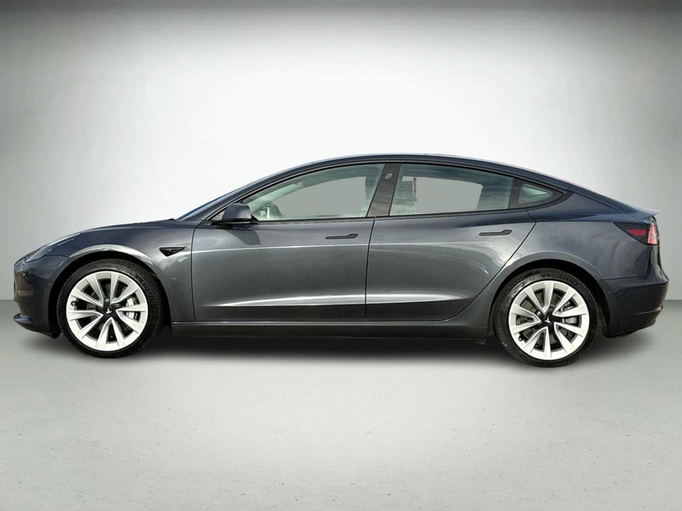 Tesla Model 3 Long Range AWD 4d