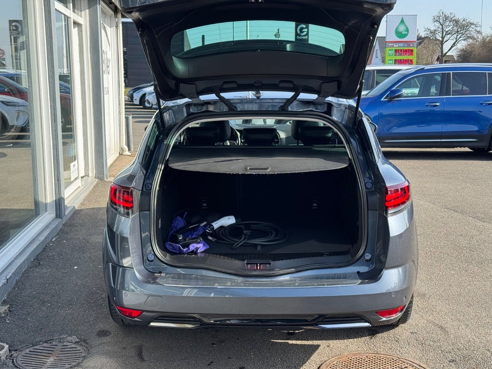 Renault Megane IV 1,6 E-Tech Intens Sport Tourer 5d