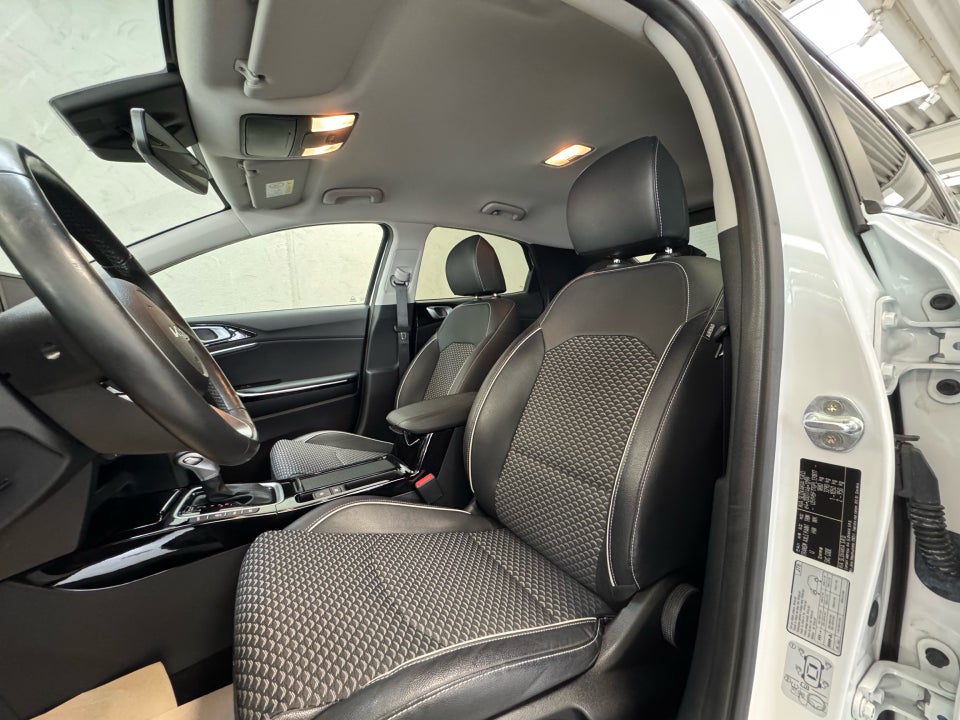 Kia XCeed 1,6 T-GDi Upgrade DCT 5d