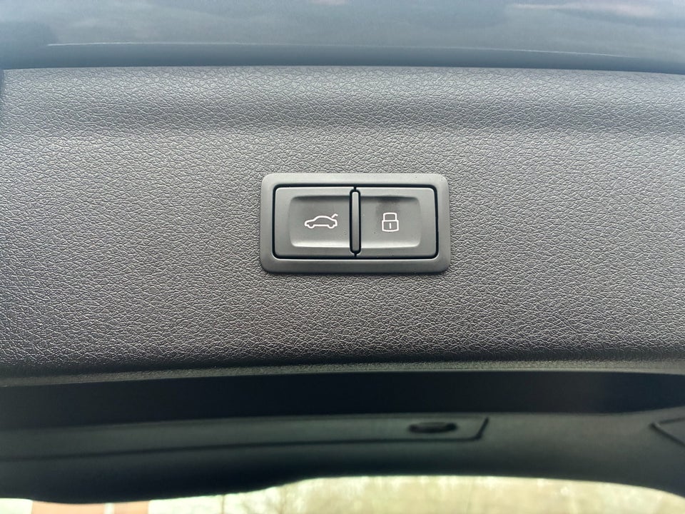 Audi Q3 1,4 TFSi 150 Sport S-tr. 5d