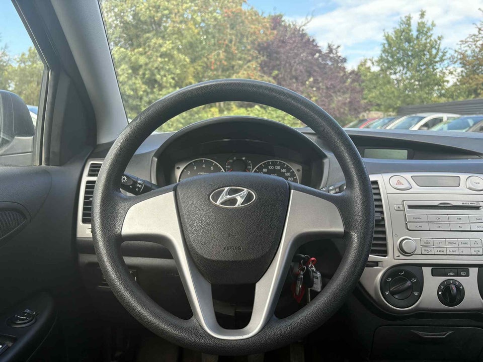 Hyundai i20 1,25 Classic 5d