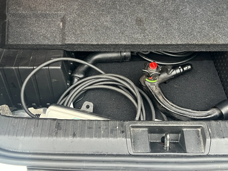 Renault Captur 1,6 E-Tech Intens 5d