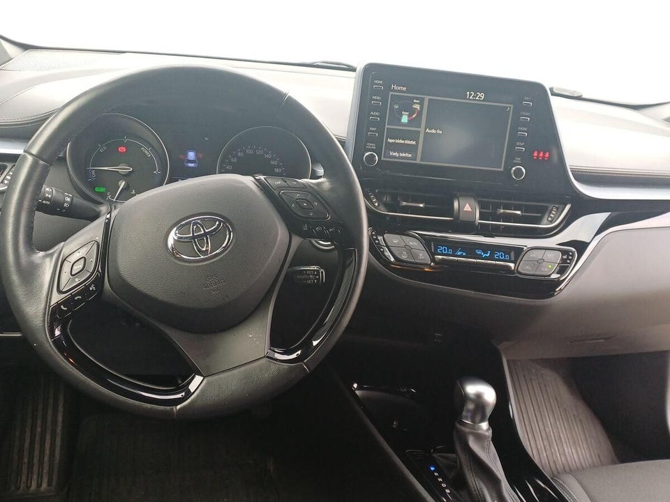 Toyota C-HR 1,8 Hybrid C-LUB CVT 5d