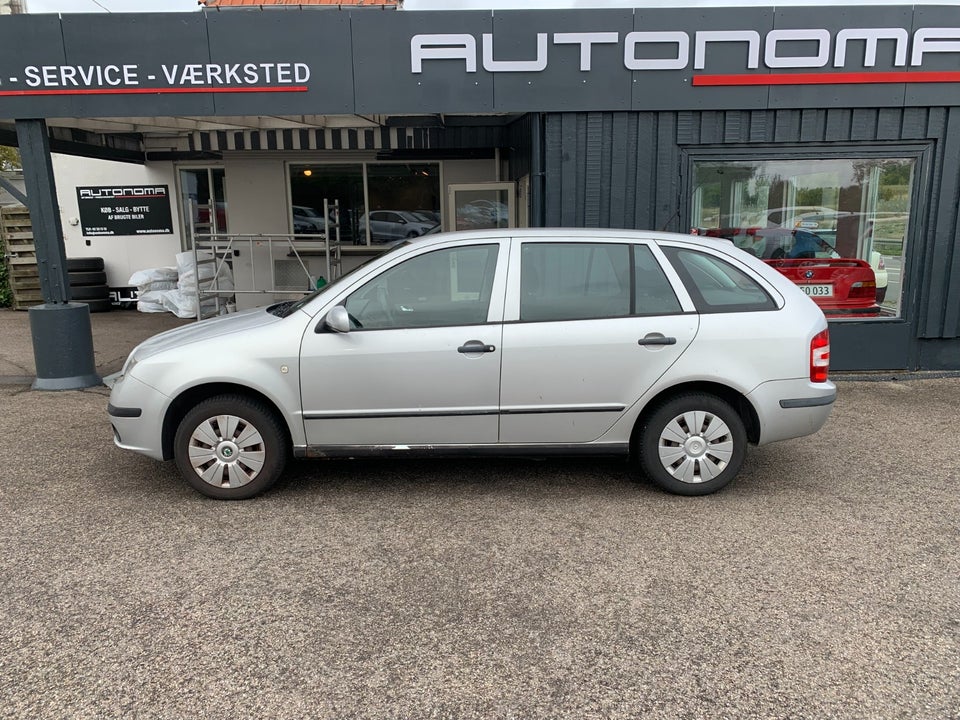 Skoda Fabia 1,4 16V 75 Ambiente Combi aut. 5d