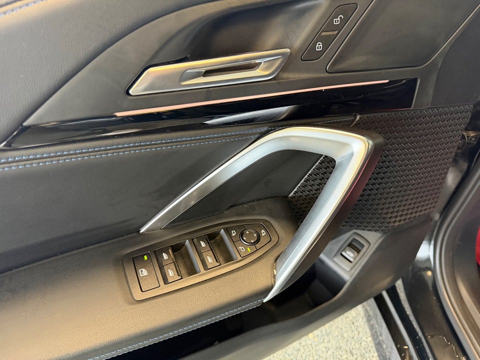 BMW iX1 xDrive30 M-Sport Premium 5d