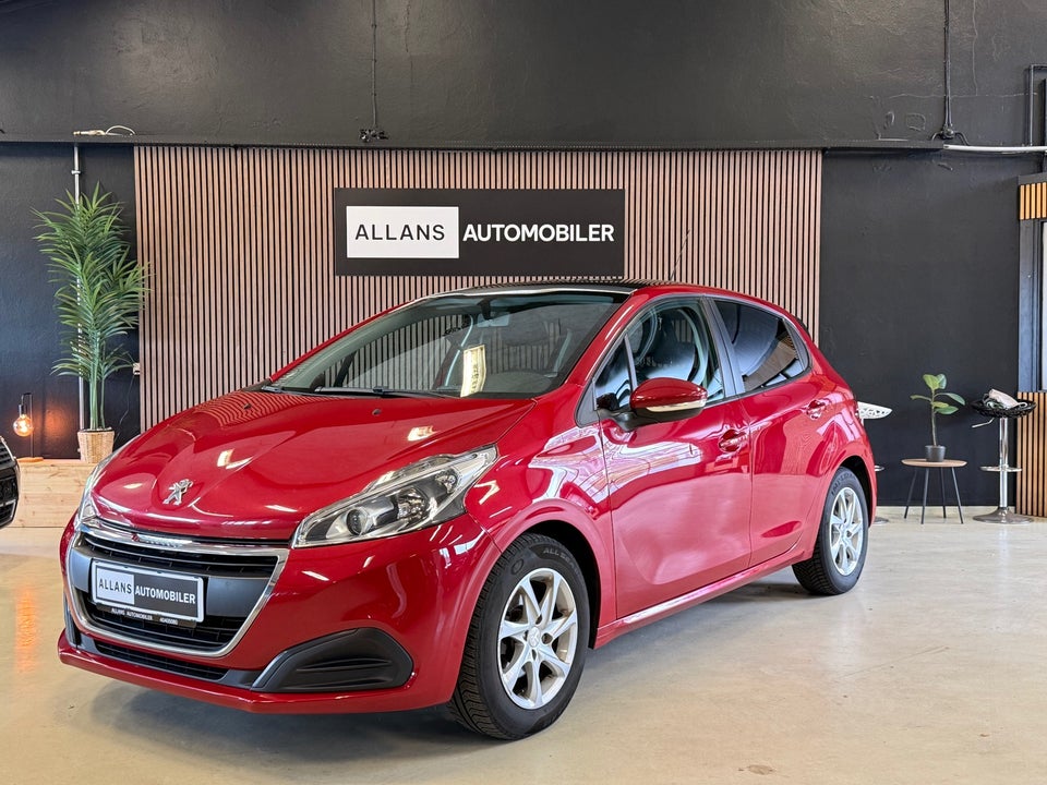 Peugeot 208 1,2 VTi 82 Allure Sky 5d