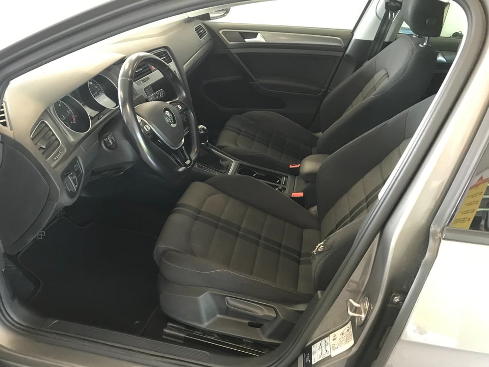 VW Golf VII 1,6 TDi 110 Style Variant BM 5d