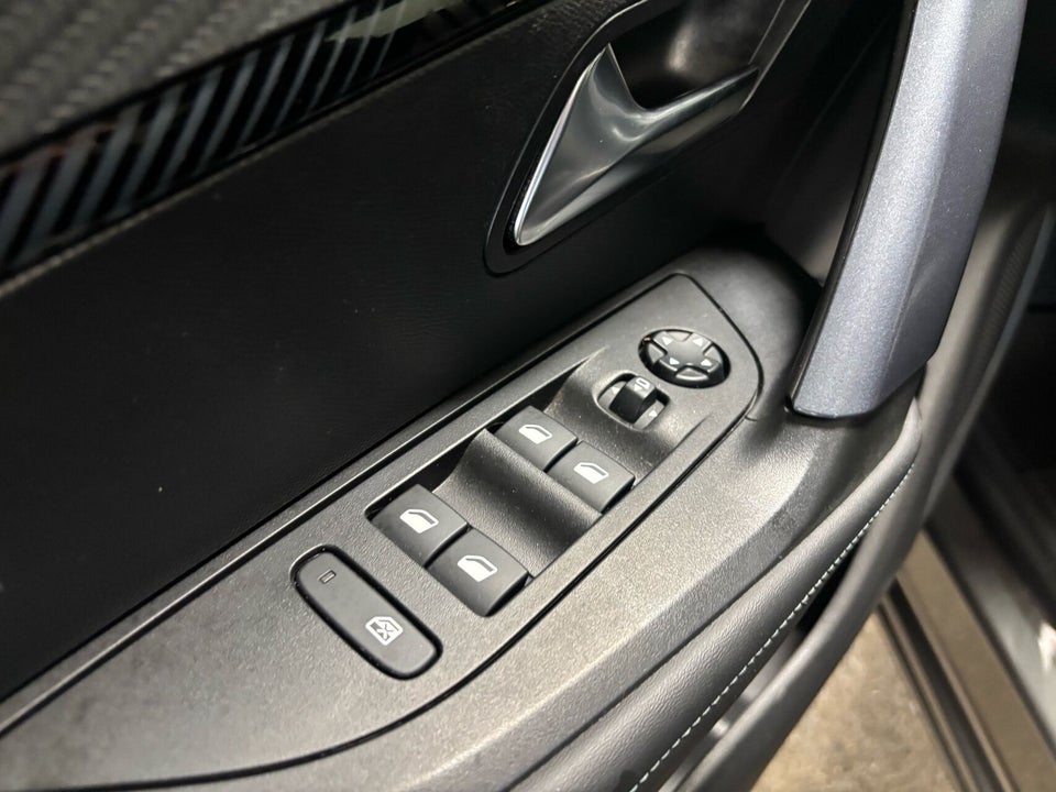 Peugeot 2008 1,2 PureTech 130 Evolution 5d