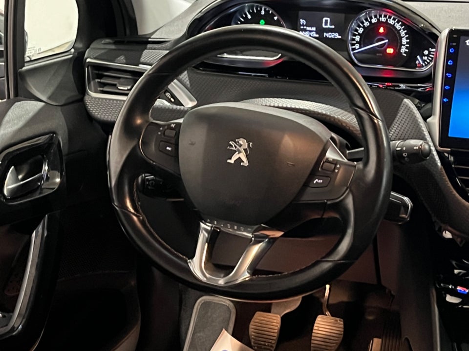 Peugeot 208 1,6 BlueHDi 100 Allure 5d