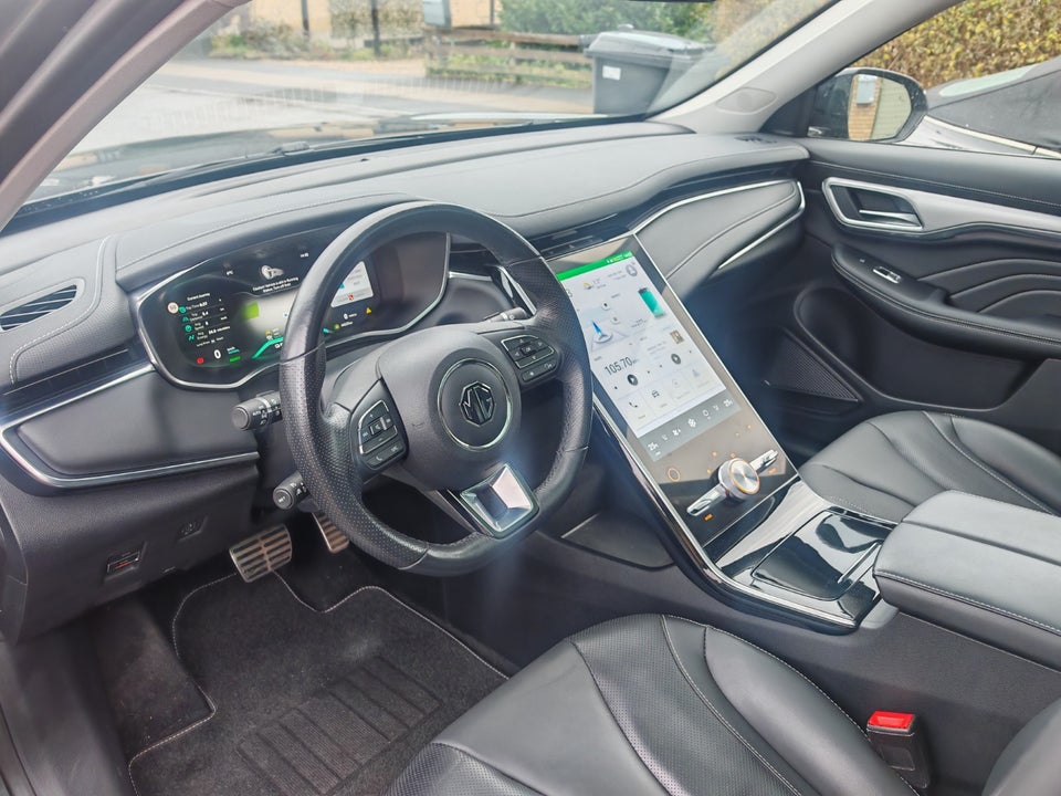 MG Marvel R Luxury 5d