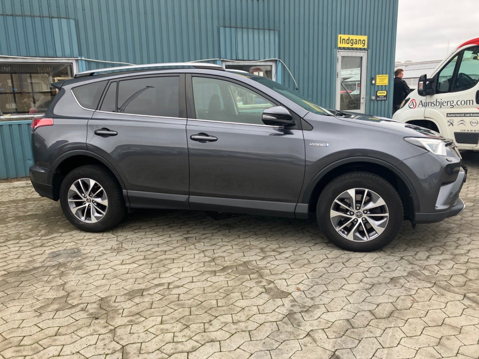 Toyota RAV4 2,5 Hybrid H3 MDS 5d