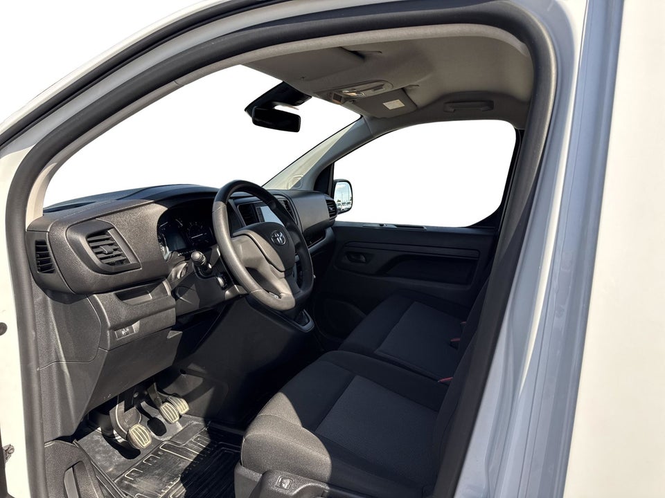 Toyota ProAce 2,0 D 144 Long Comfort 5d