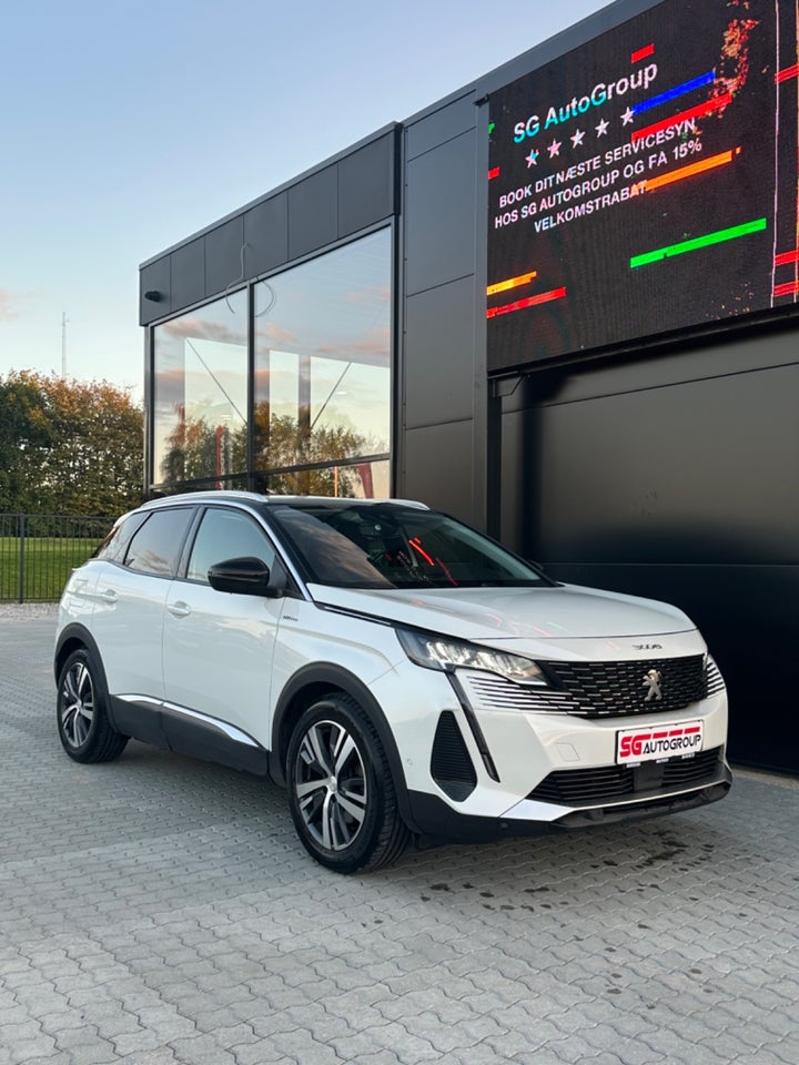 Peugeot 3008 1,6 Hybrid First Selection EAT8 5d