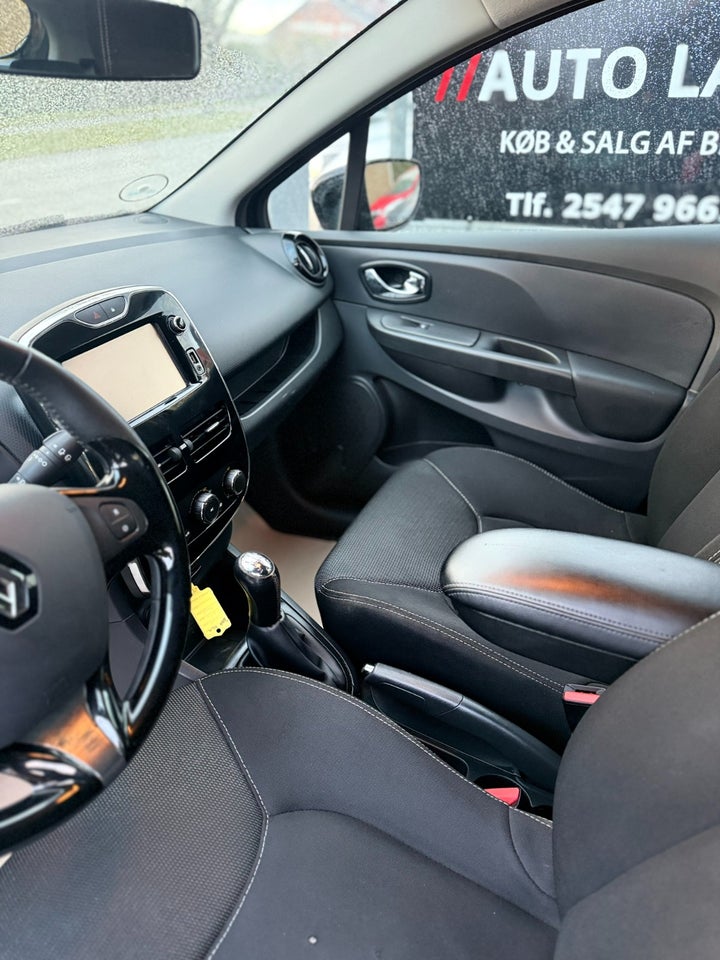 Renault Clio IV 0,9 TCe 90 Expression 5d