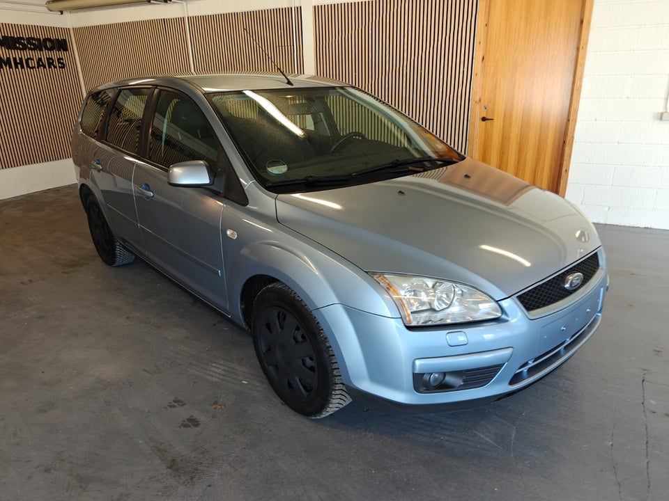 Ford Focus 1,6 Ambiente 100 stc. 5d