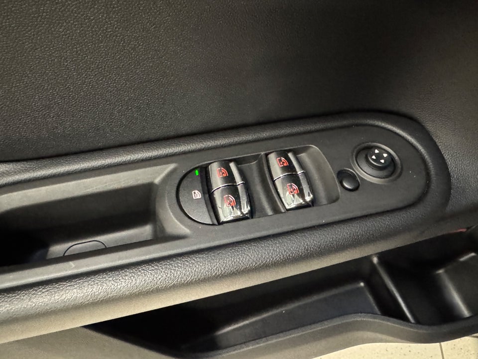 MINI Countryman Cooper 1,5 Essential aut. 5d