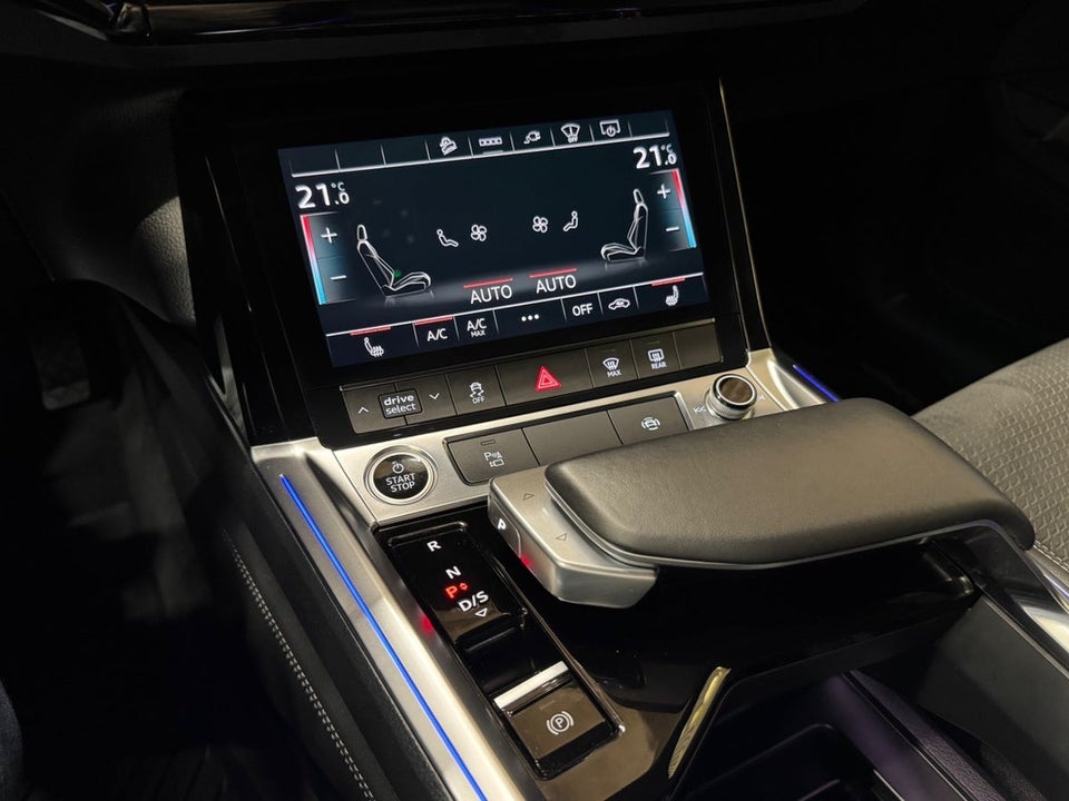 Audi e-tron 55 S-line quattro 5d