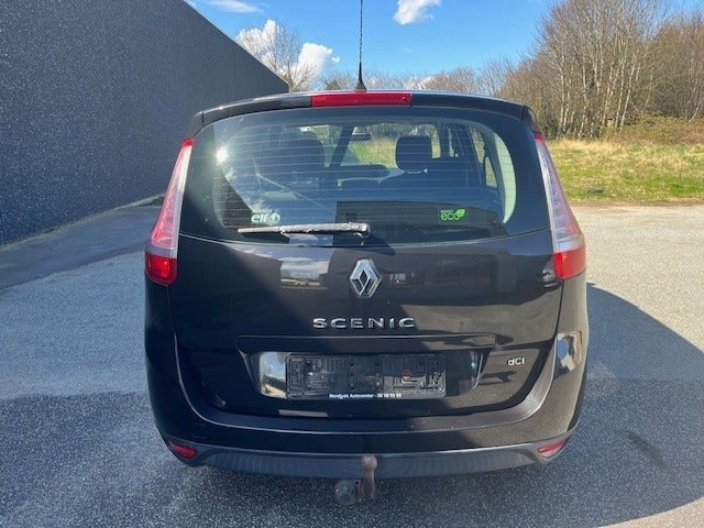 Renault Grand Scenic III 1,9 dCi 130 Dynamique 7prs 5d