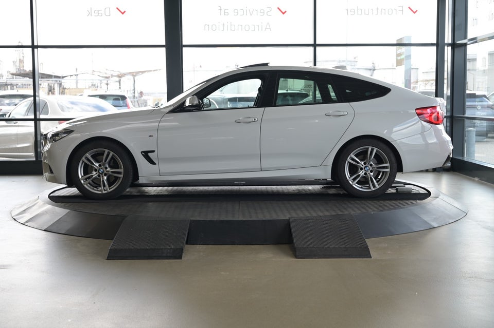 BMW 330i 2,0 Gran Turismo M-Sport aut. 5d