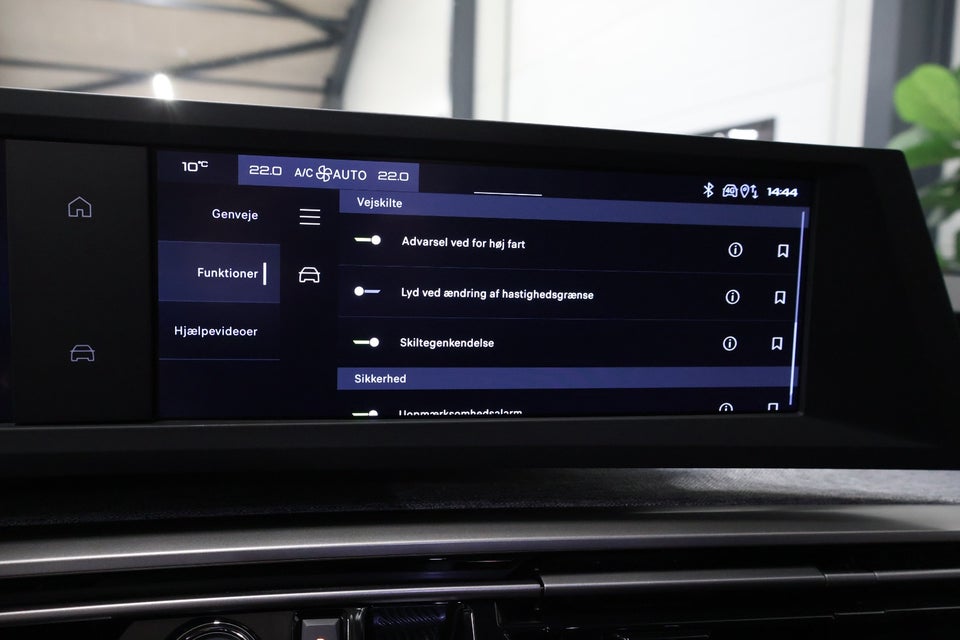 Peugeot e-5008 77 Allure Pack 7prs 5d