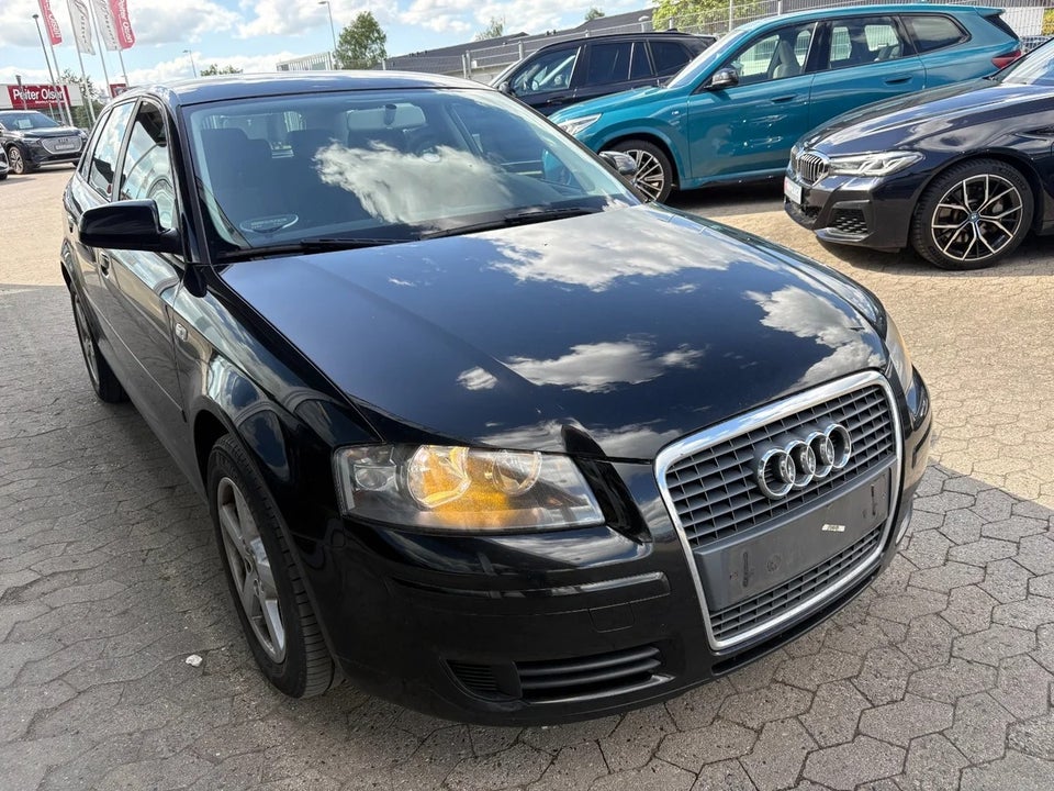 Audi A3 1,6 Ambiente Sportback 5d