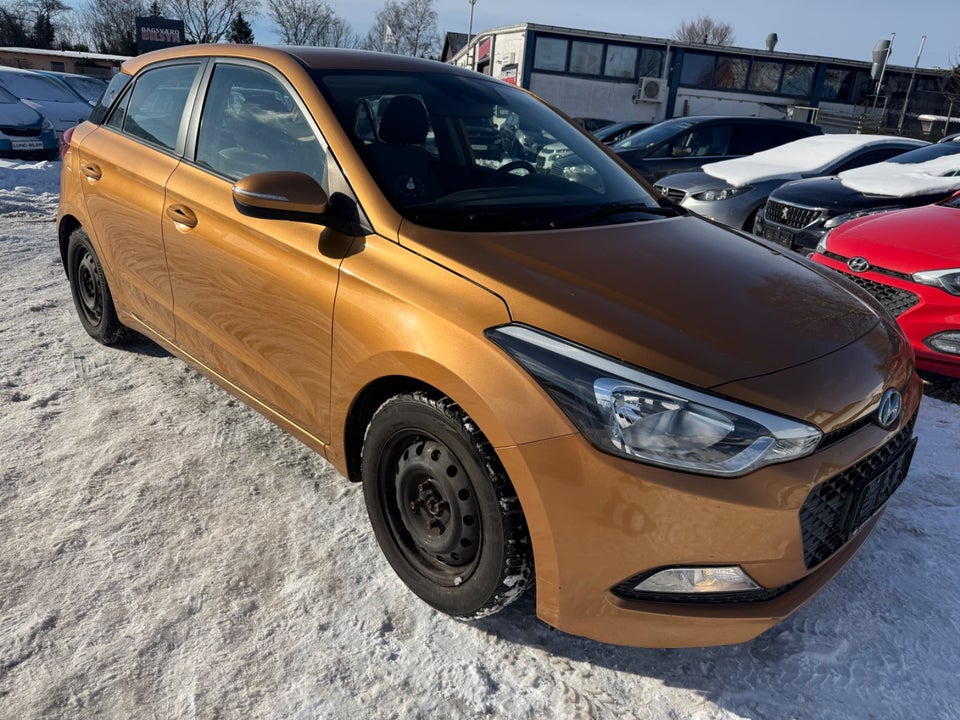 Hyundai i20 1,25 Trend 5d