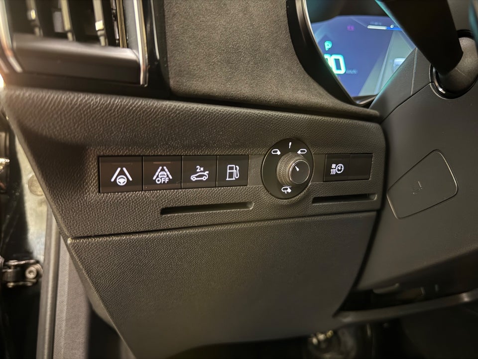 DS DS 9 1,6 E-Tense Performance Line+ EAT8 4d