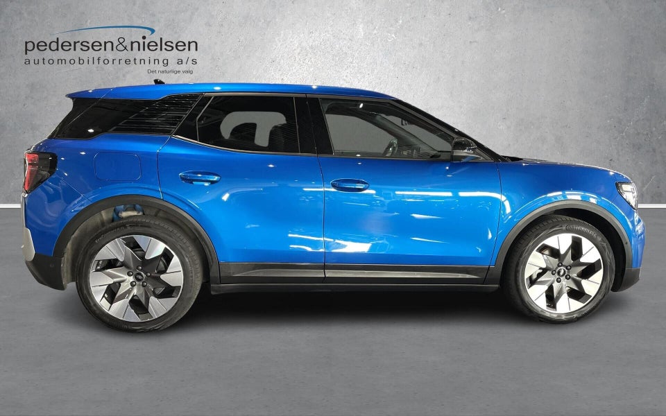 Ford Explorer 77 Premium Extended Range 5d