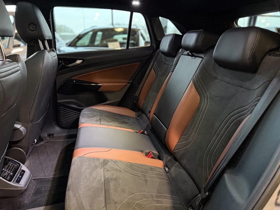 VW ID.4 77 Pro Performance Tech 5d