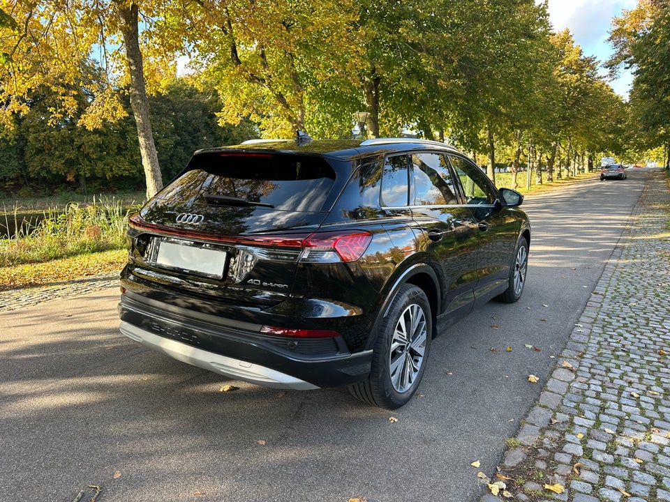 Audi Q4 e-tron 40 Advanced 5d