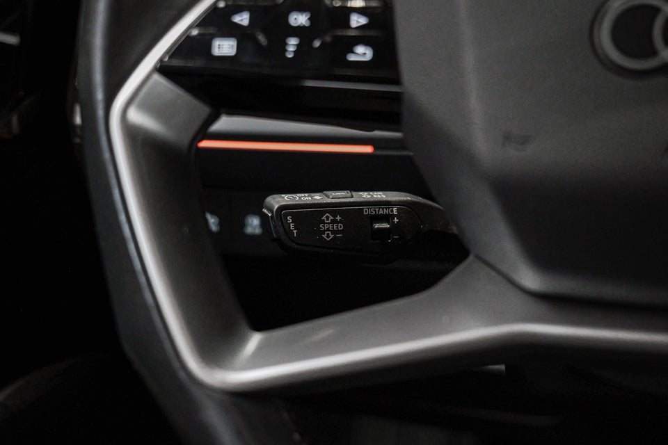 Audi Q4 e-tron 40 Advanced 5d