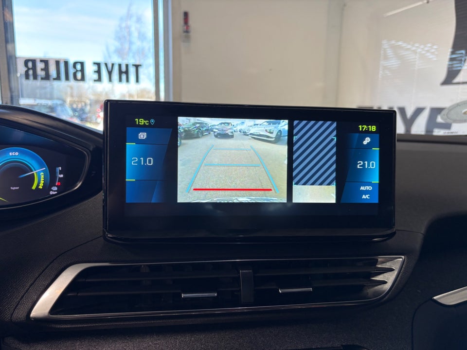 Peugeot 3008 1,6 Hybrid Selection Sport EAT8 5d