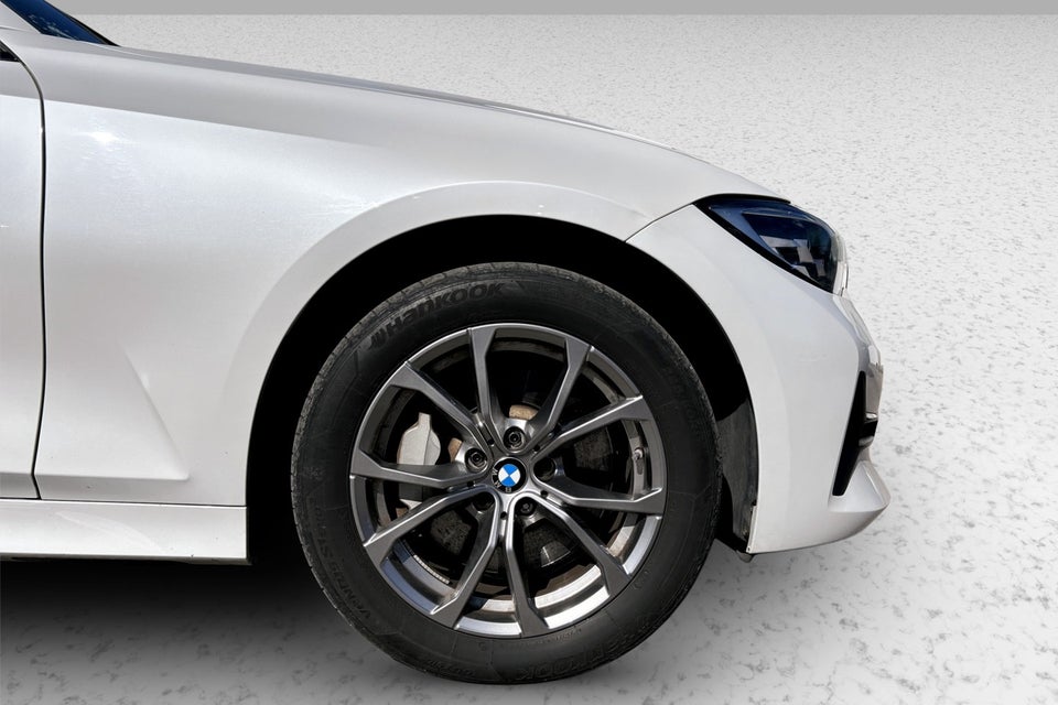 BMW 330e 2,0 Touring Sport Line aut. 5d