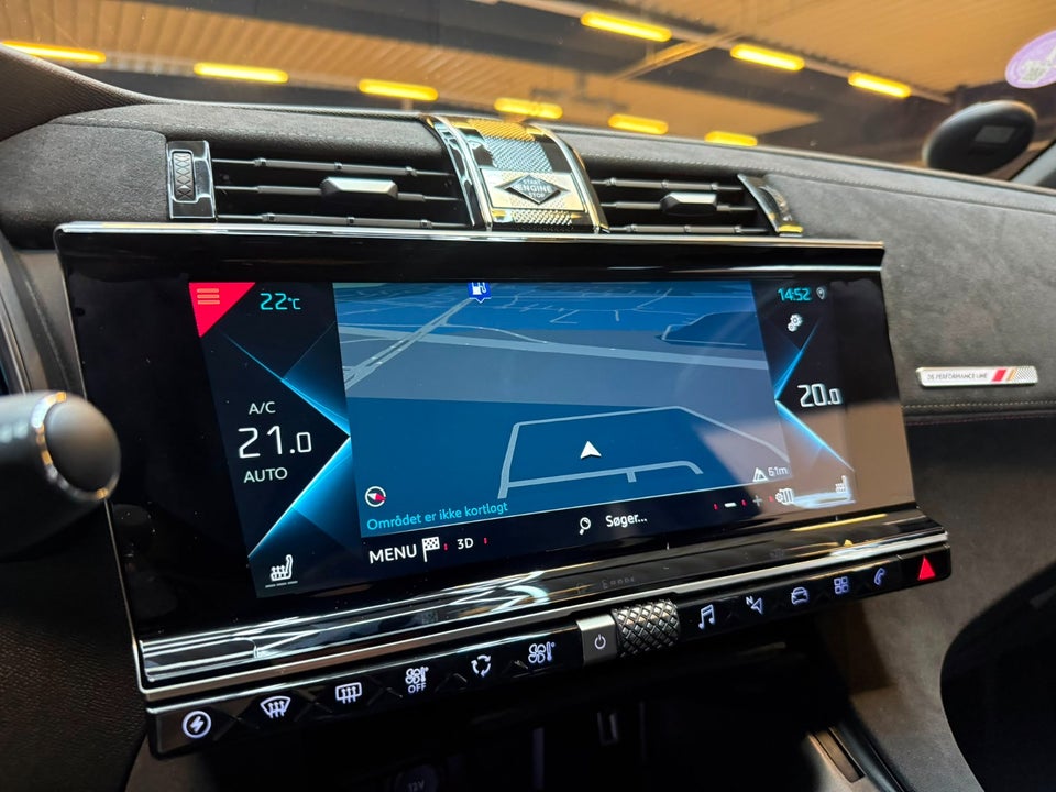 DS DS 7 CrossBack 1,6 E-Tense Performance Line Pack EAT8 5d