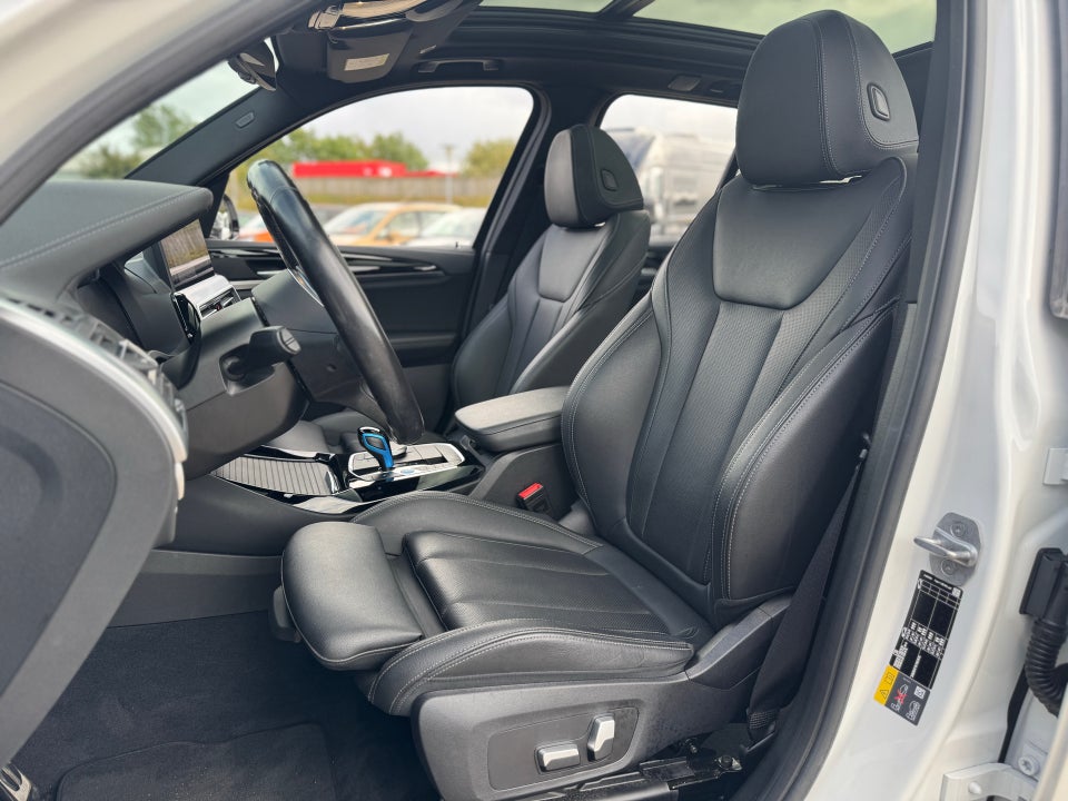 BMW iX3 Charged M-Sport 5d