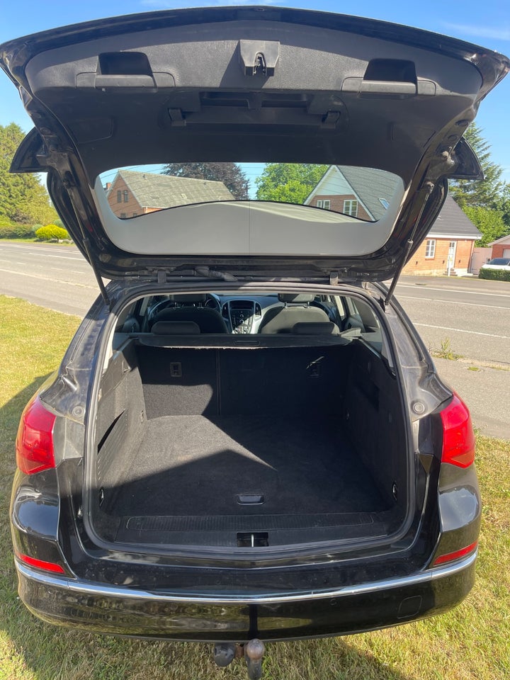 Opel Astra 1,4 100 Limited Sports Tourer 5d