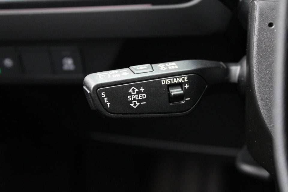 Audi Q4 e-tron 45 S-line 5d