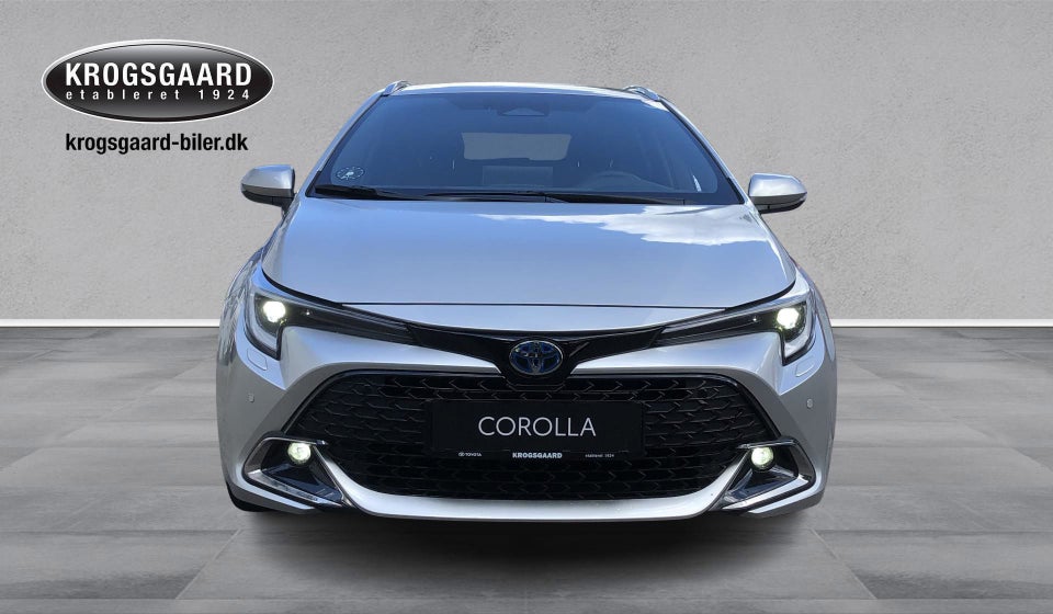 Toyota Corolla 1,8 Hybrid Style Touring Sports e-CVT 5d