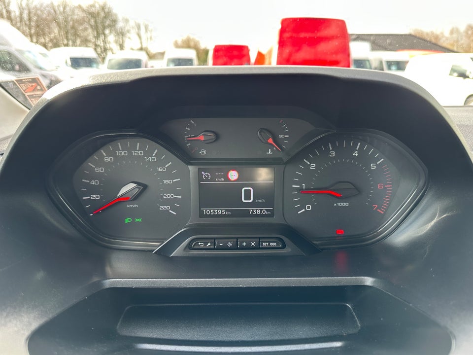 Peugeot Partner 1,5 BlueHDi 100 L2V2 Plus Van