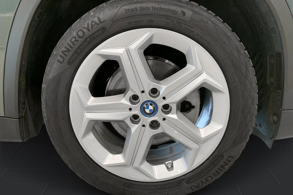 BMW iX1 eDrive20 5d