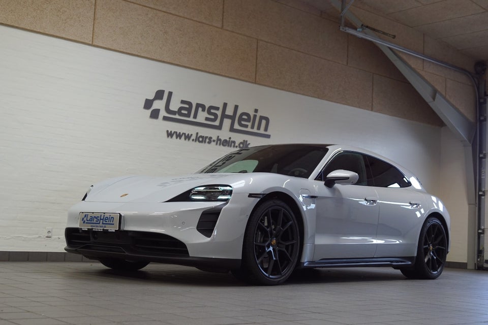 Porsche Taycan GTS Performance+ Sport Turismo 5d