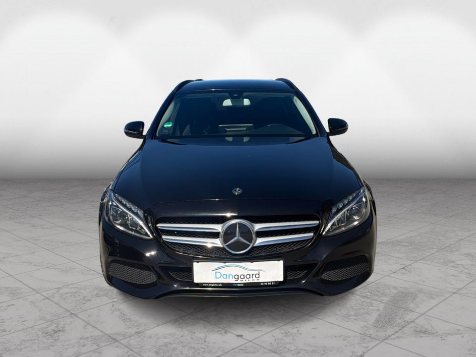 Mercedes C220 d 2,2 Avantgarde stc. aut. 5d