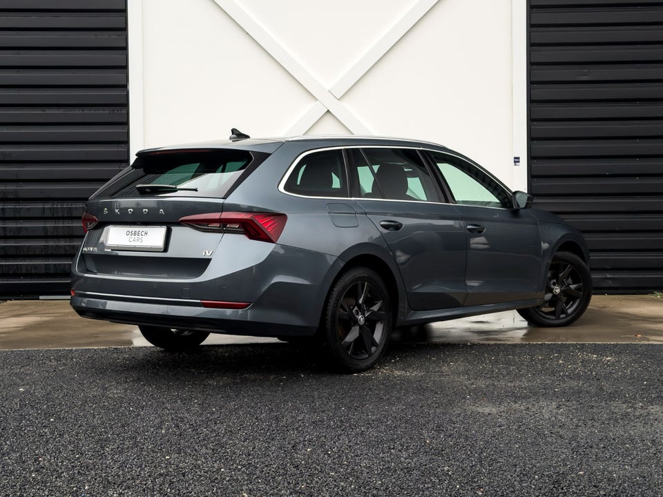Skoda Octavia 1,4 TSi iV Ambition Combi DSG 5d