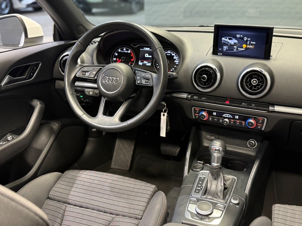 Audi A3 35 TFSi Cabriolet S-tr. 2d