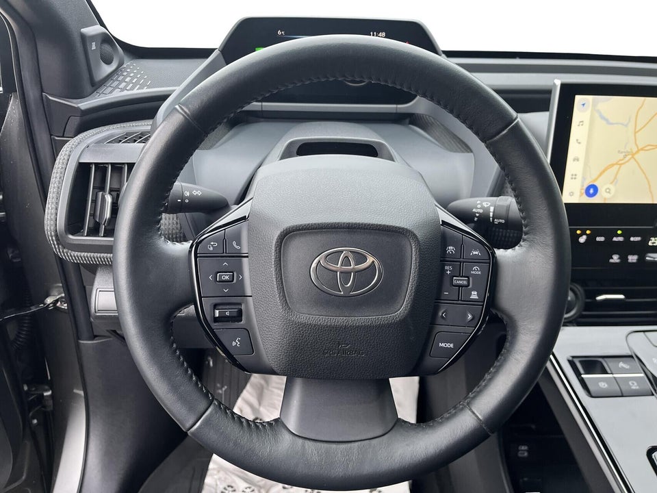 Toyota bZ4X Executive 5d