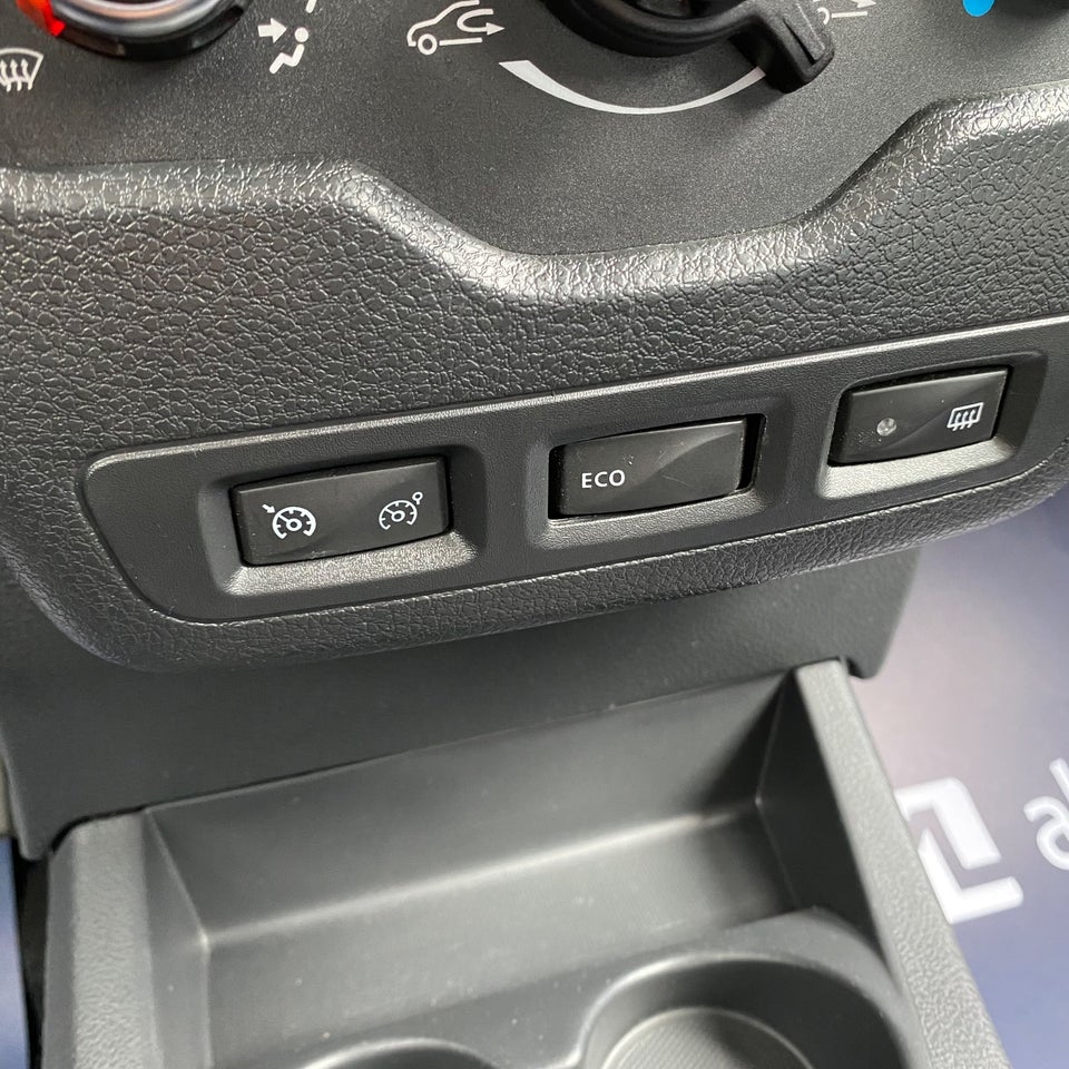 Dacia Lodgy 1,3 TCe 100 Streetway 7prs 5d