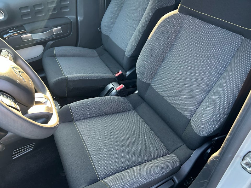 Citroën C3 1,2 PureTech 83 Shine 5d