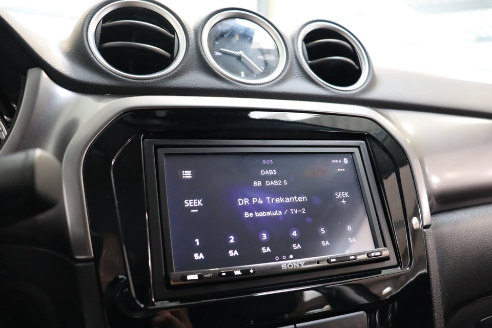 Suzuki Vitara 1,4 mHybrid Active 5d